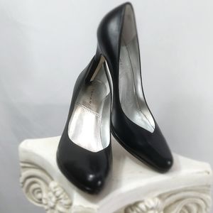 Tahari Heel Shoes